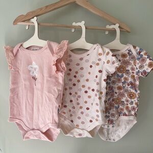 Rabbit + Bear Organic Cotton Bodysuit Set of 3